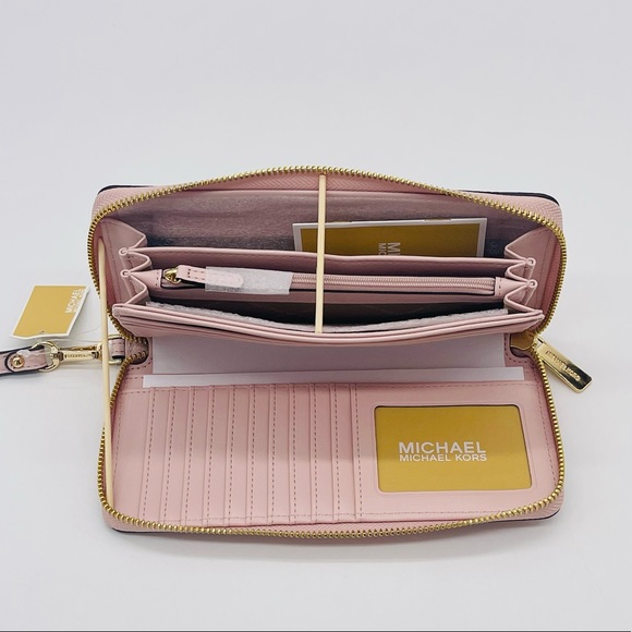Michael Kors Large Continental Wallet Wristlet - Picture 7 of 8